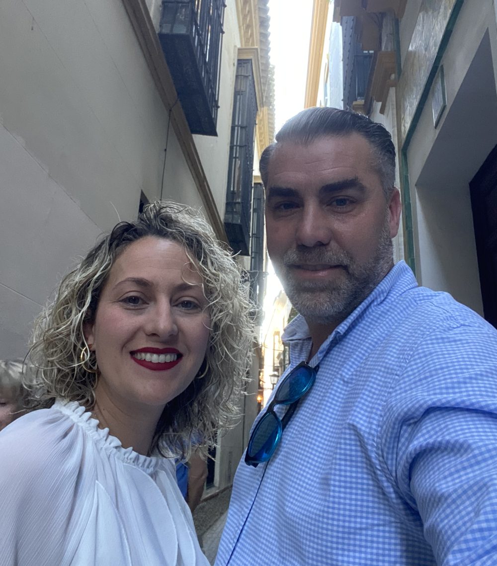 Marta y Juanjo, socios de JM Lora Intelligence